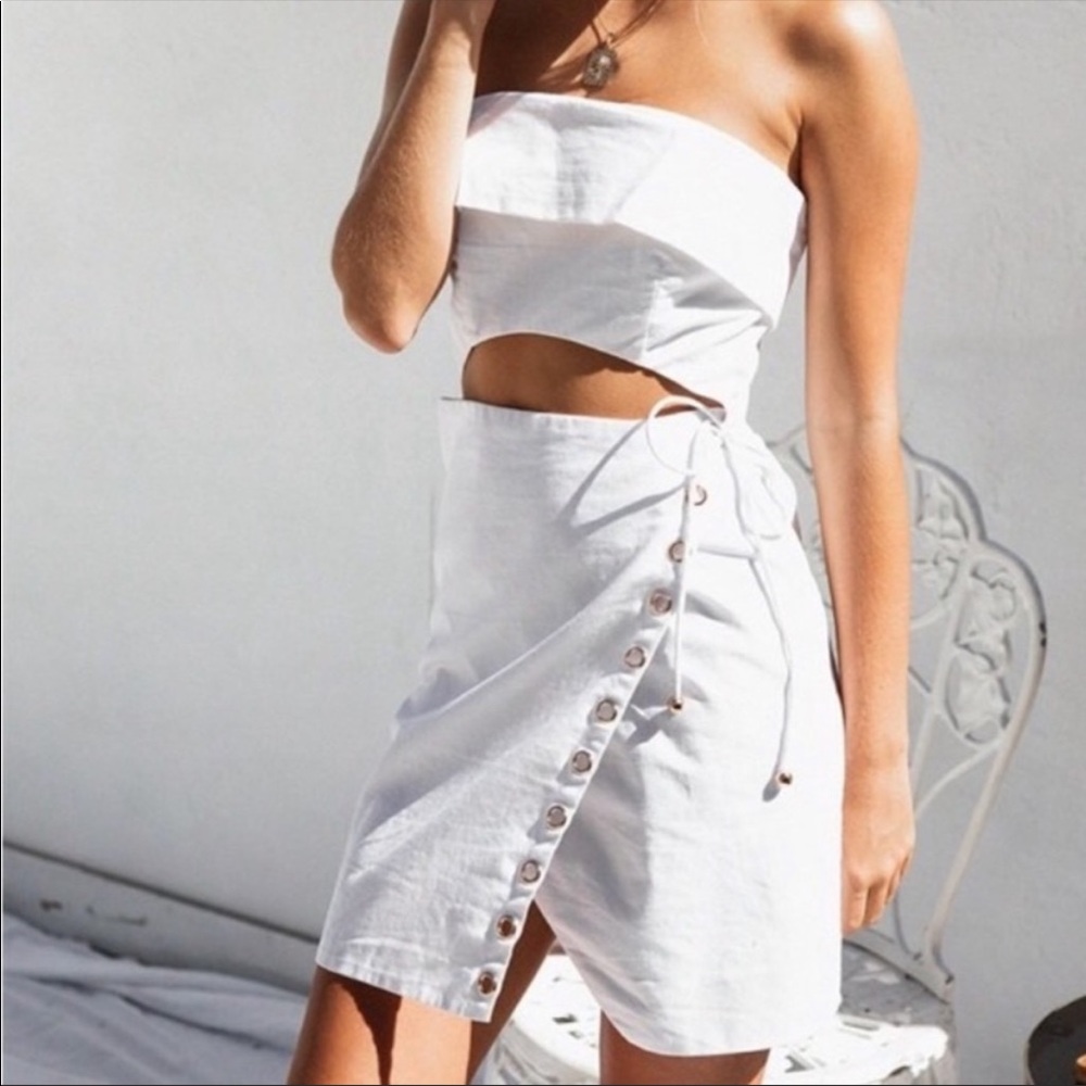 Sabo Skirt White Strapless Dress